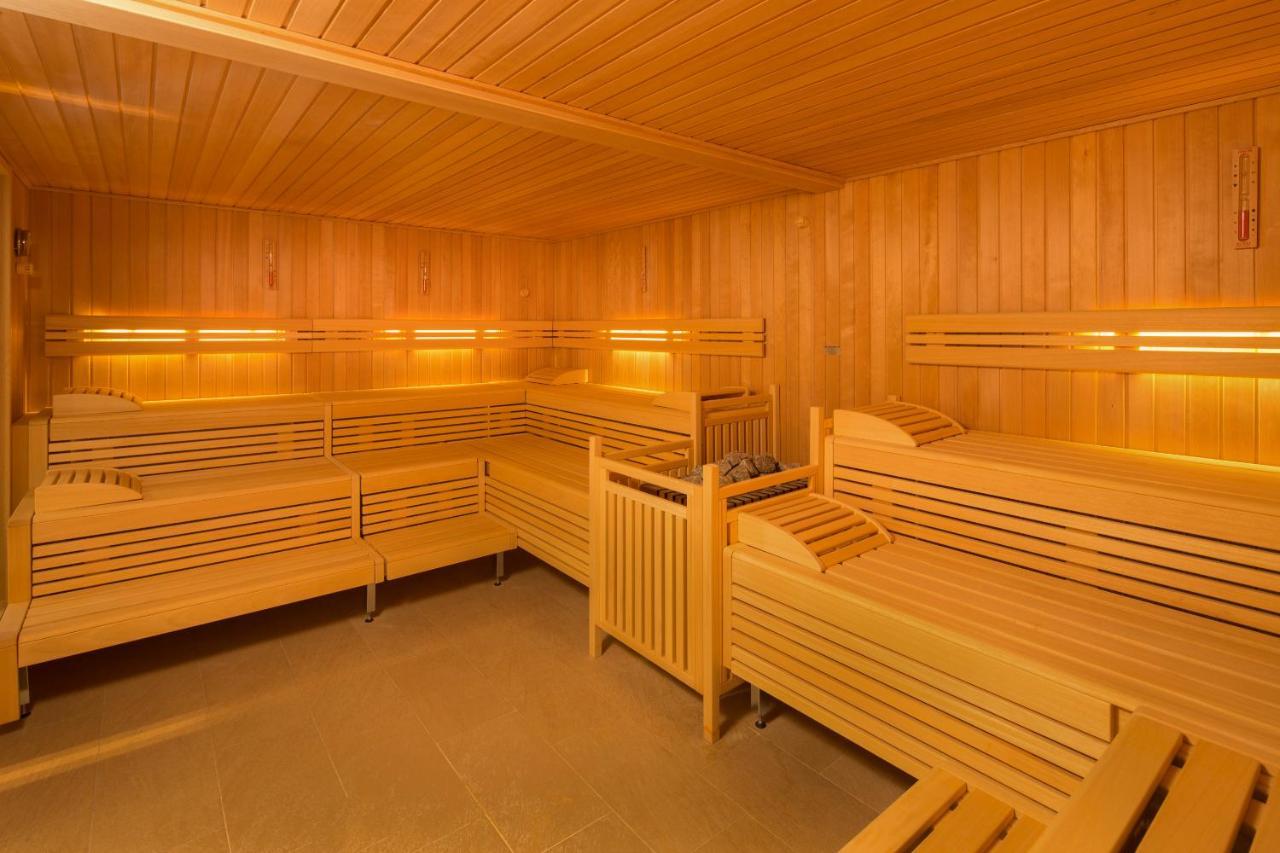 "Fewo Am Dorfplatz" - Annehmlichkeiten Von 4-Sterne Familien-Und Wellnesshotel Viktoria Koennen Mitgenutzt Werden Oberstdorf Ngoại thất bức ảnh